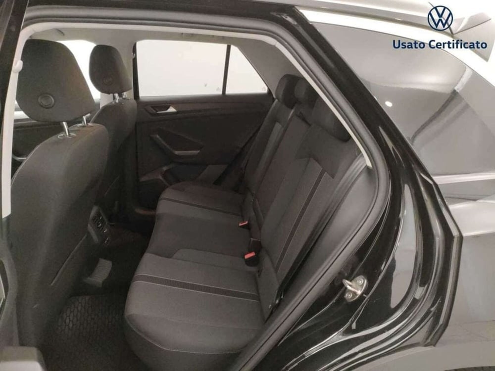 Volkswagen T-Roc usata a Varese (11)