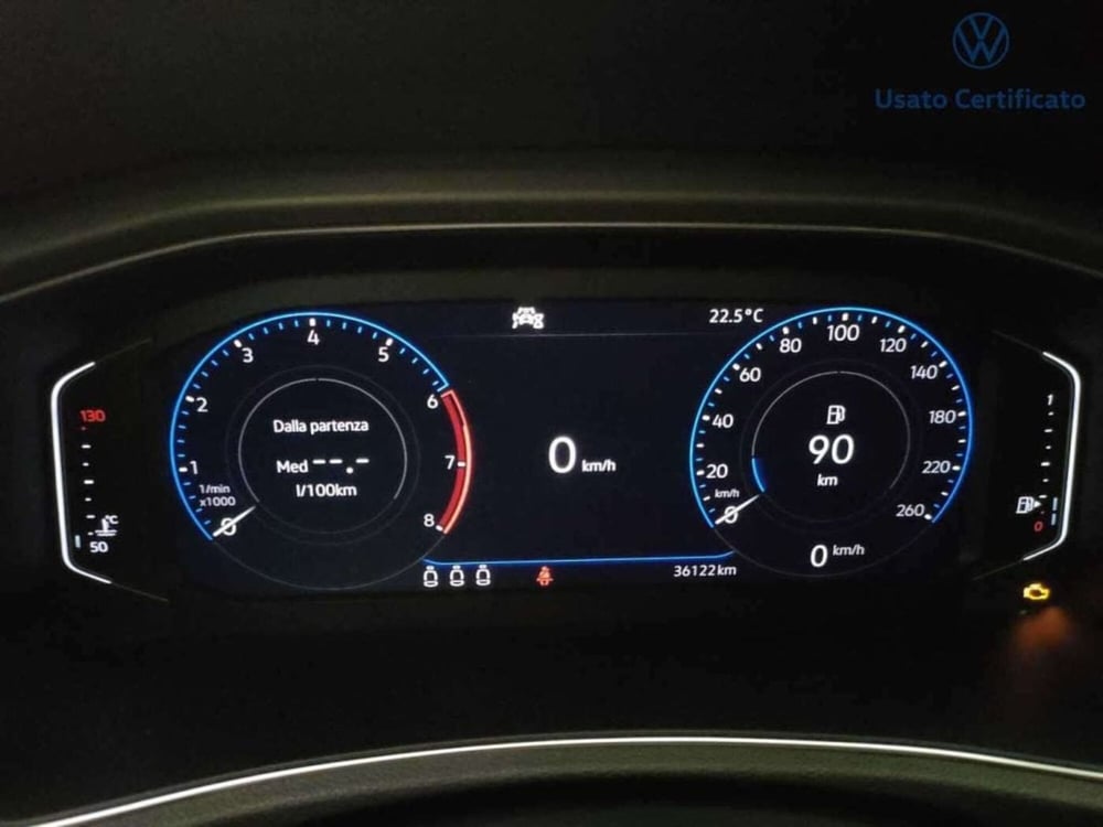 Volkswagen T-Roc usata a Varese (14)