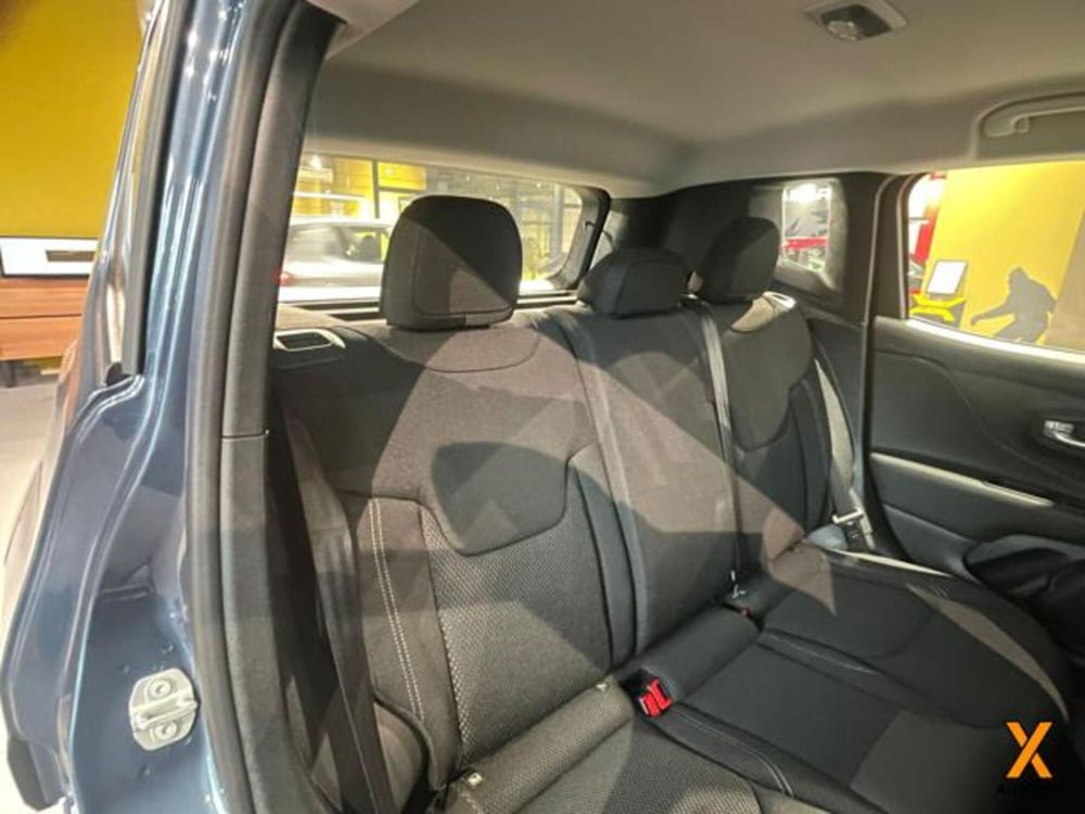 Jeep Renegade nuova a Varese (19)