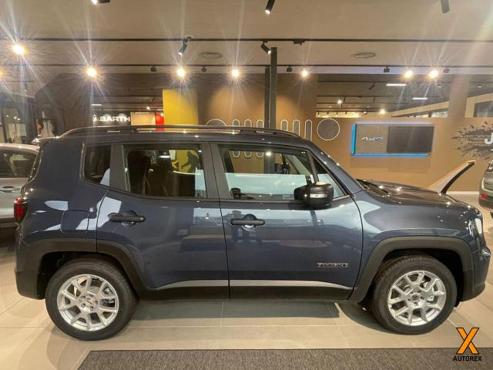 Jeep Renegade nuova a Varese (6)