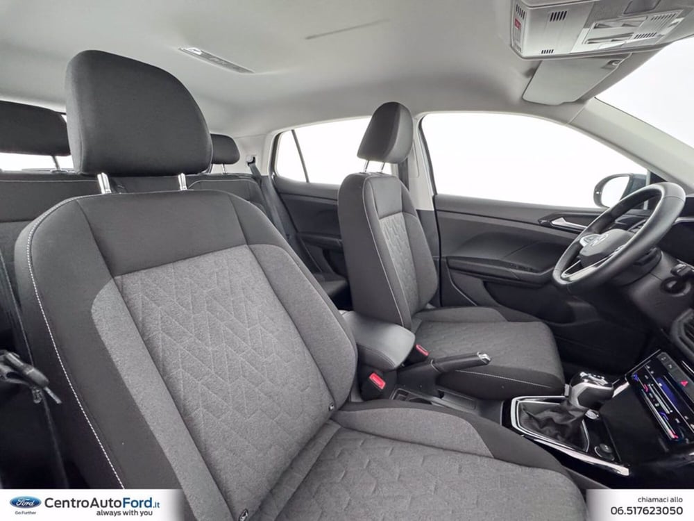 Volkswagen T-Cross usata a Roma (7)