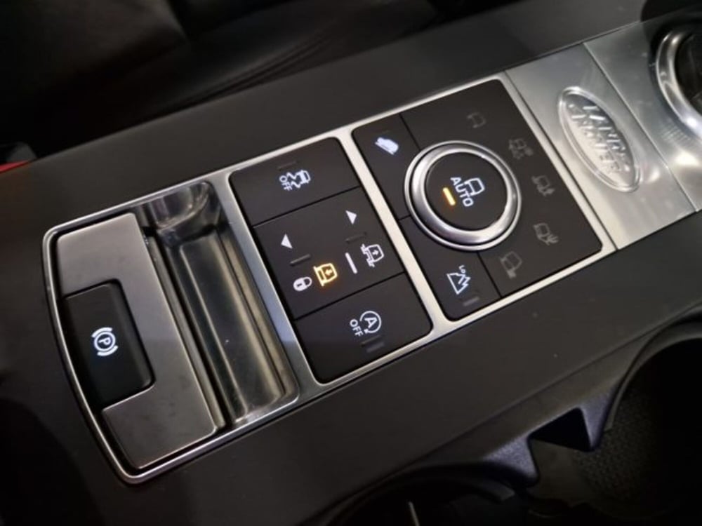 Land Rover Discovery Sport usata a Livorno (20)