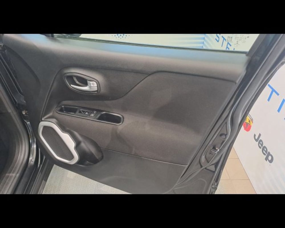 Jeep Renegade usata a Aosta (18)