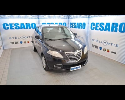 Lancia Ypsilon 1.2 69 CV 5 porte Gold del 2011 usata a Pont Saint Martin