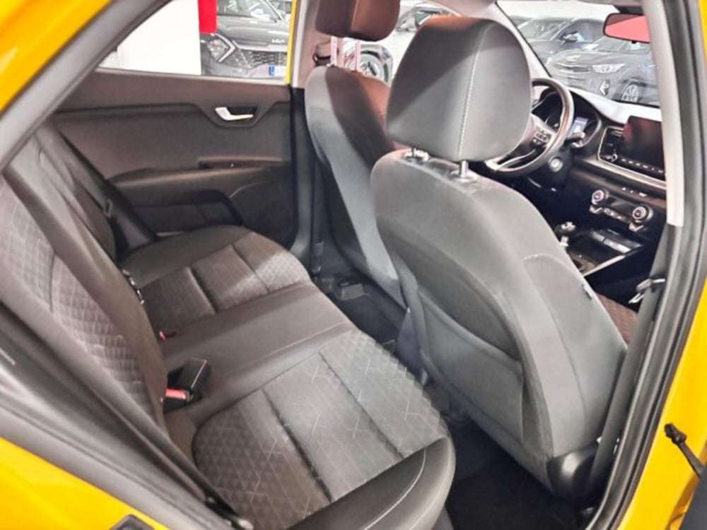 Kia Rio usata a Torino (11)