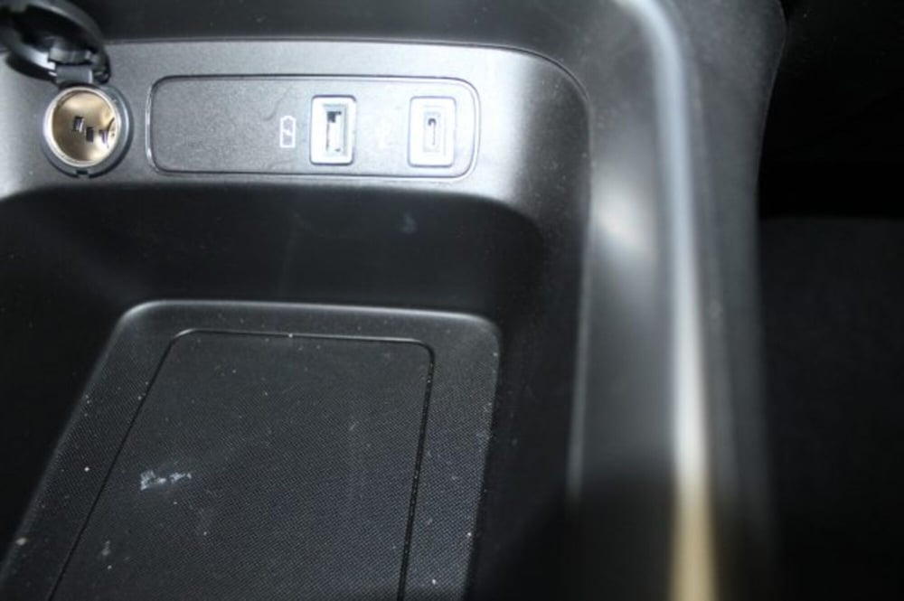 Jeep Avenger usata a Terni (14)