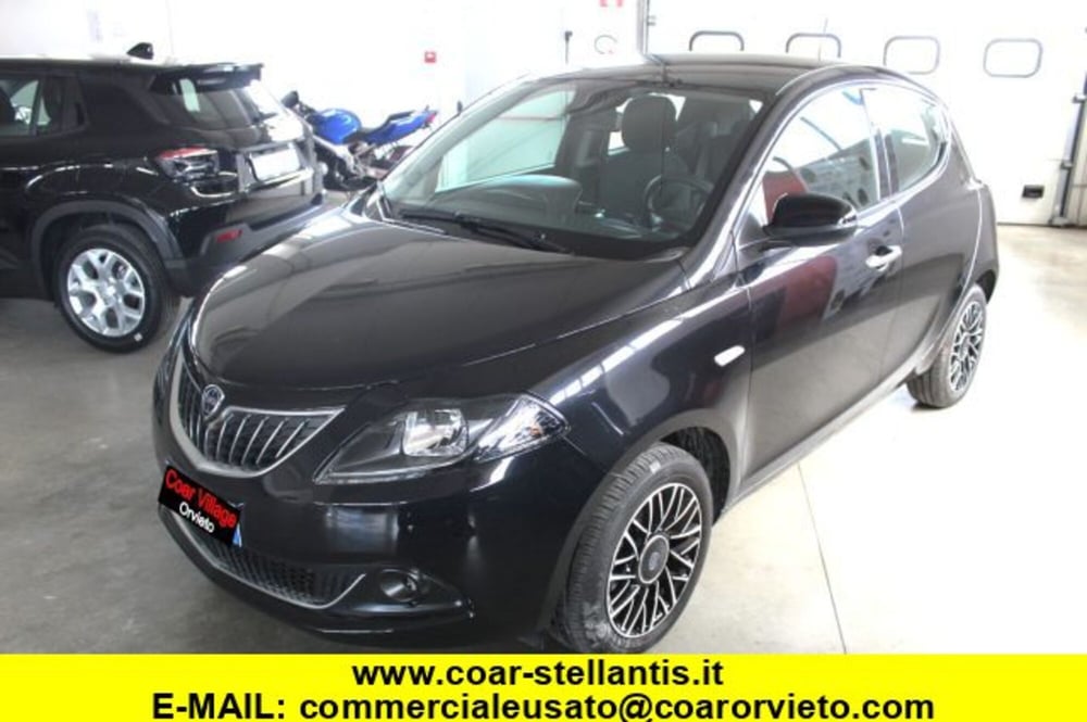 Lancia Ypsilon usata a Terni