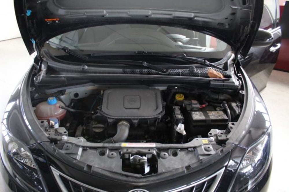 Lancia Ypsilon usata a Terni (20)