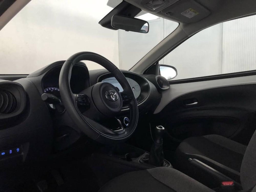 Toyota Aygo X usata a Torino (10)