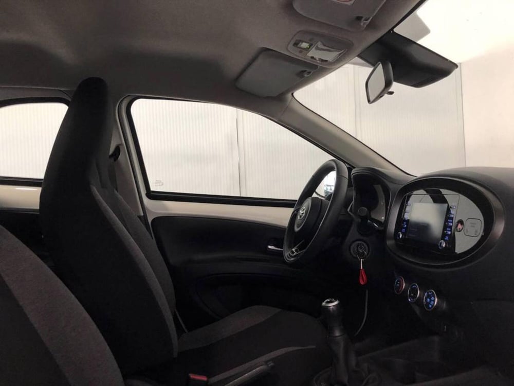 Toyota Aygo X usata a Torino (7)