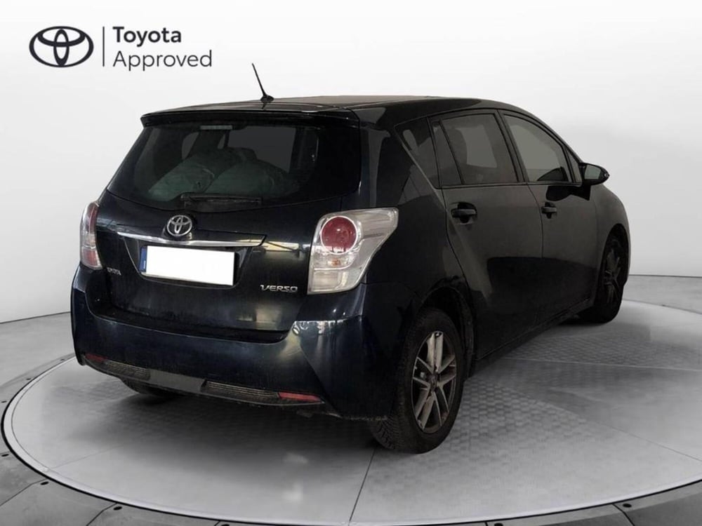 Toyota Verso usata a Torino (4)