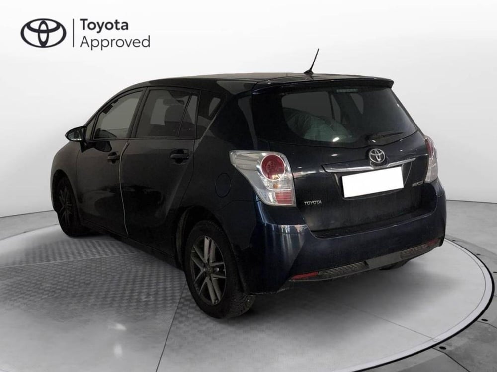 Toyota Verso usata a Torino (6)