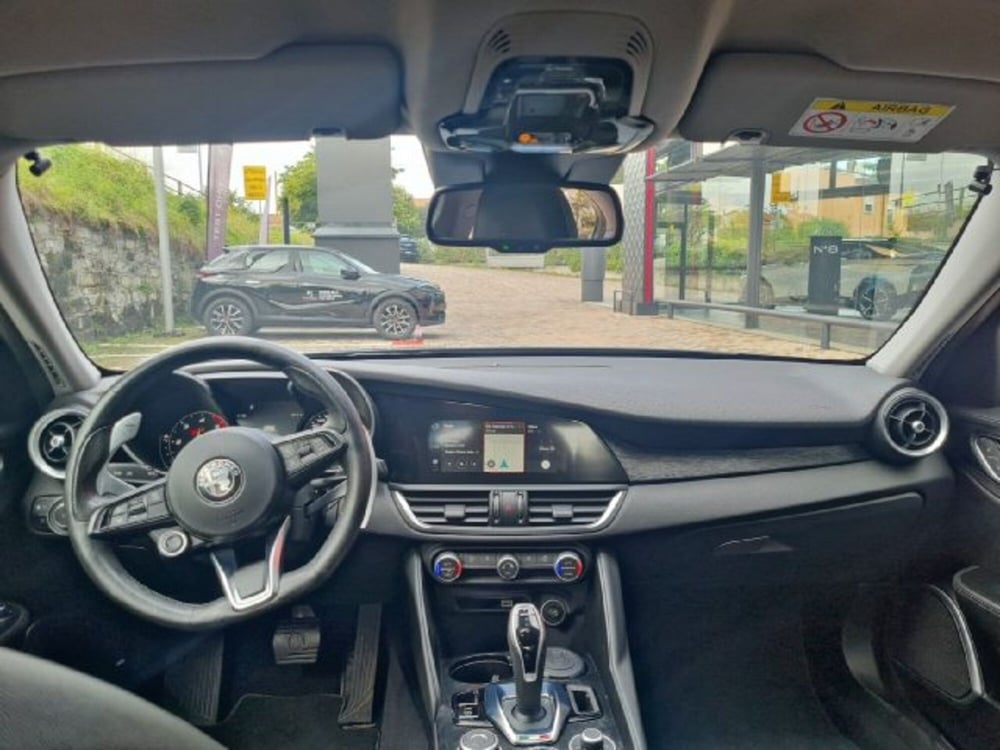 Alfa Romeo Giulia usata a Monza e Brianza (8)