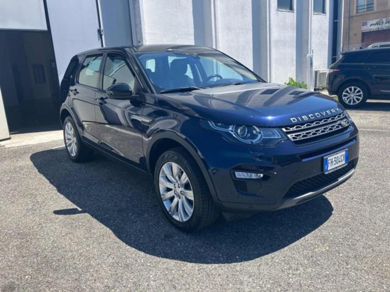 Land Rover Discovery Sport usata a Lucca