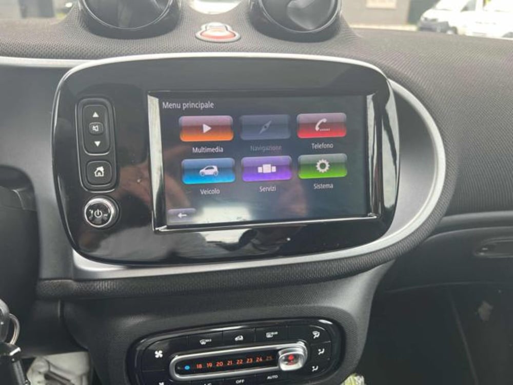 smart Fortwo usata a Lucca (13)