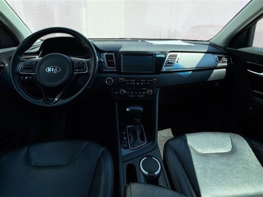 Kia Niro usata a Livorno (10)