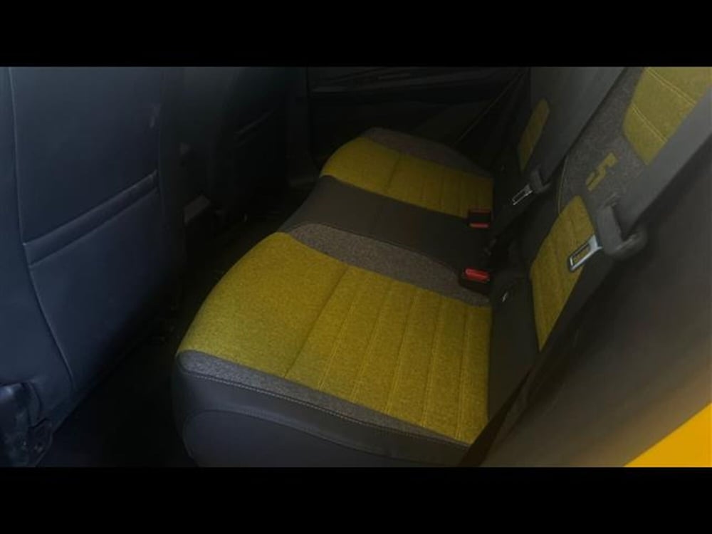 Renault Renault 5 nuova a Catania (15)