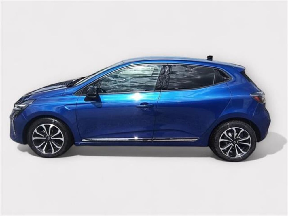 Renault Clio nuova a Livorno (2)