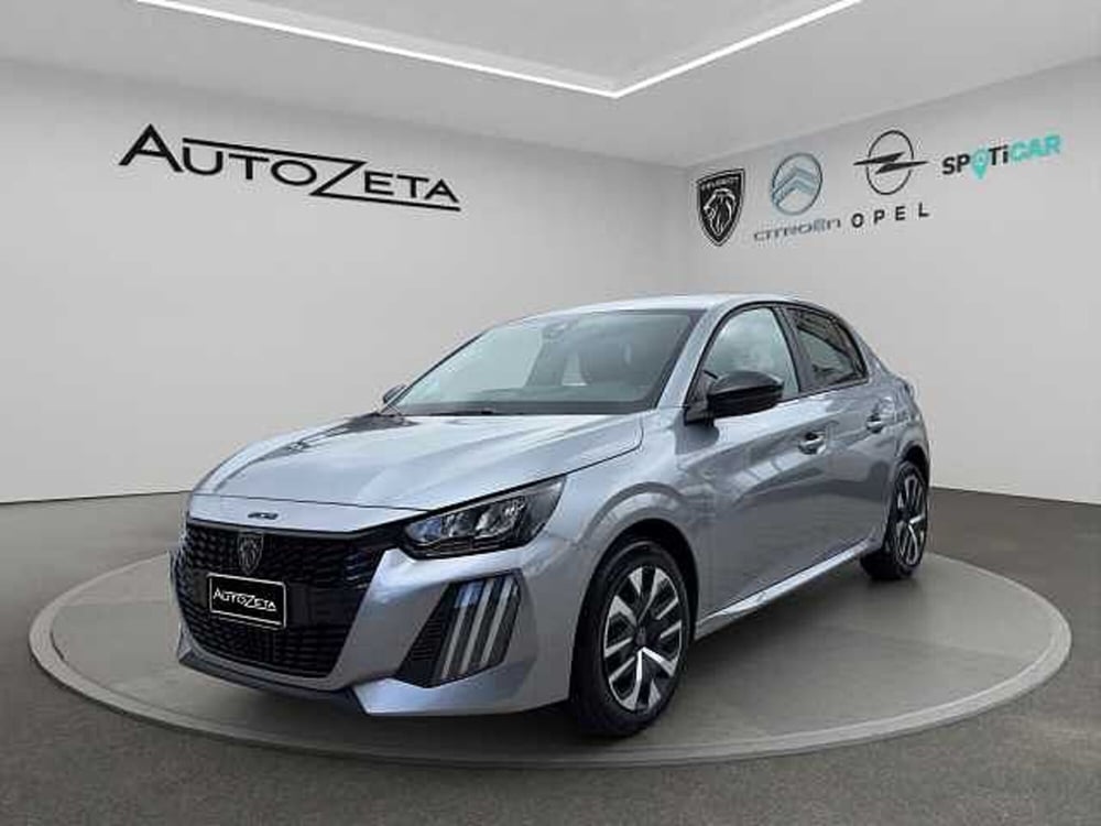 Peugeot 208 nuova a Vibo Valentia