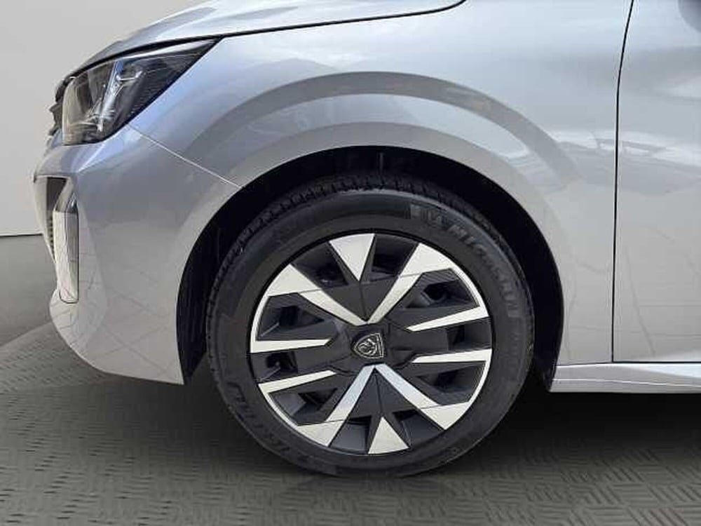 Peugeot 208 nuova a Vibo Valentia (15)