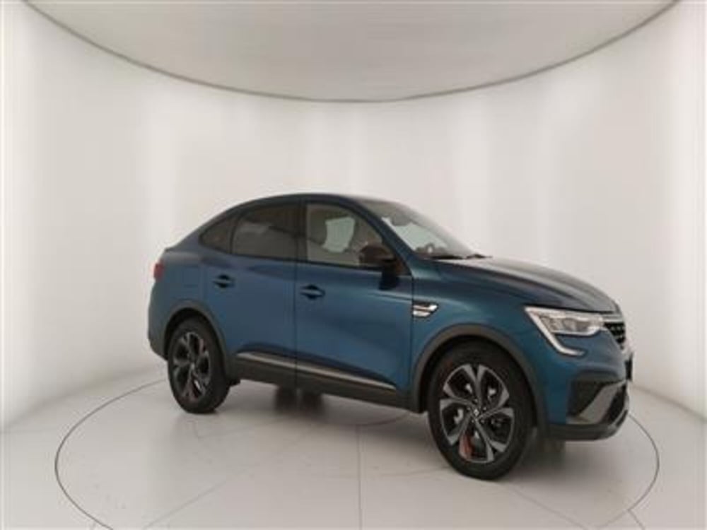 Renault Arkana usata a Bari (10)