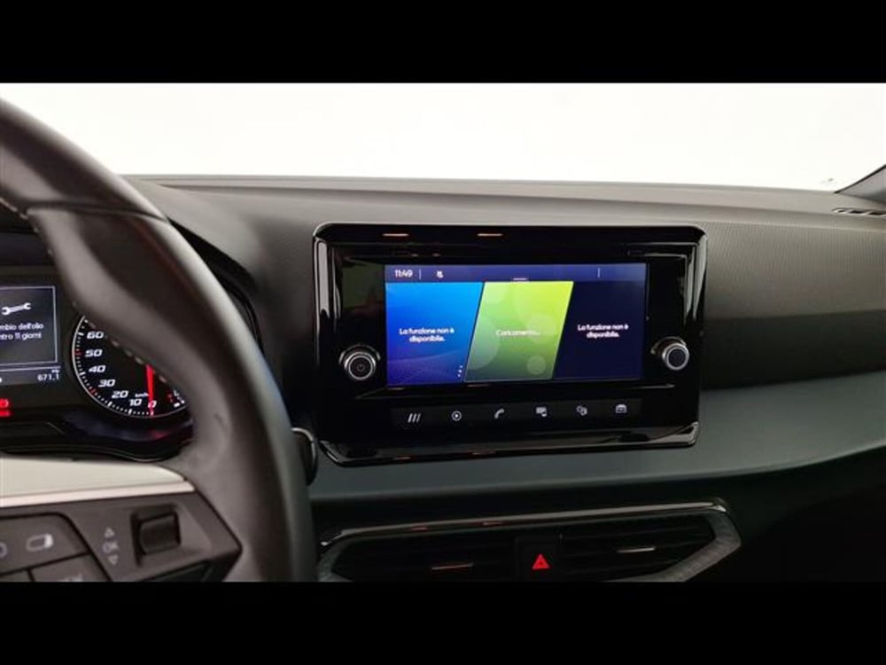 SEAT Arona usata a Milano (11)