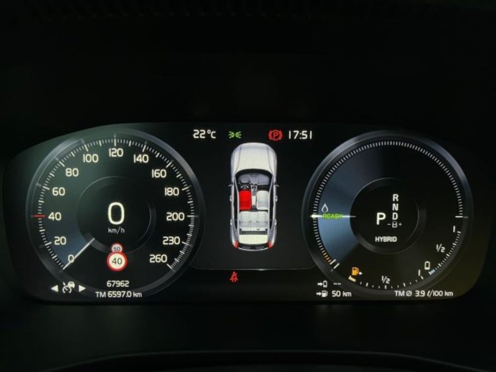 Volvo XC40 usata a Verona (8)