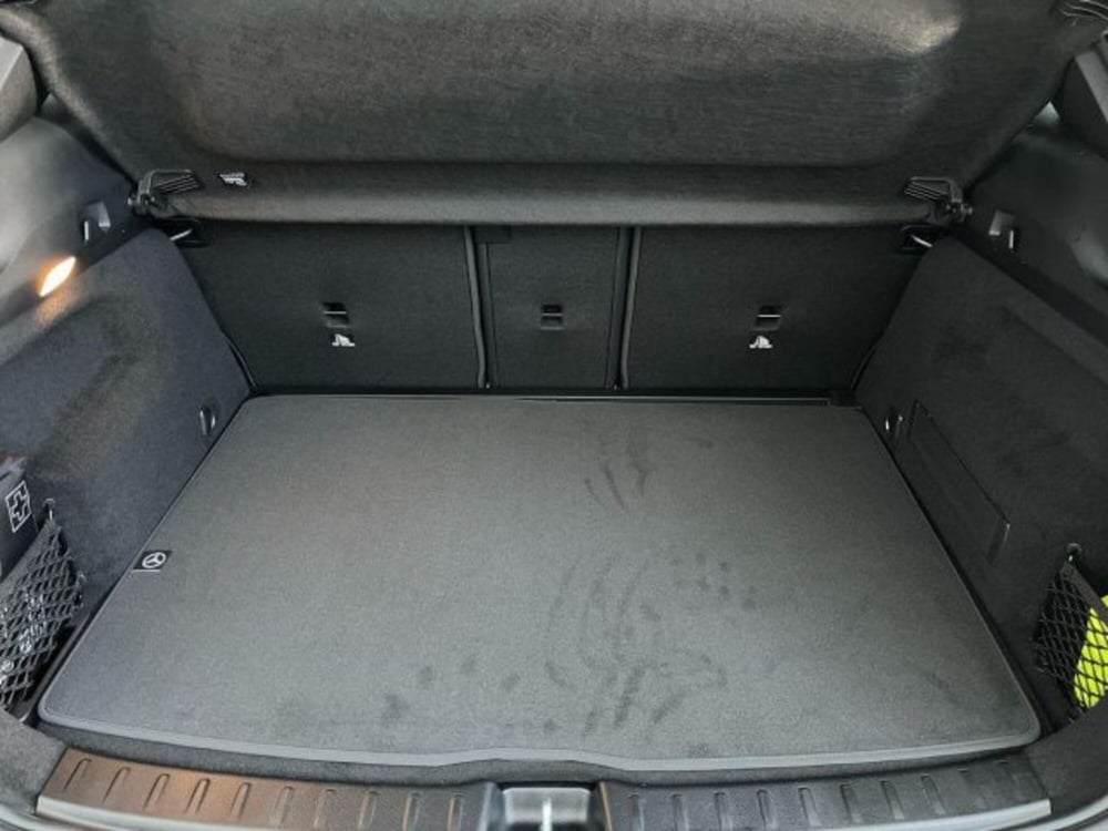 Mercedes-Benz GLA SUV nuova a Verona (16)