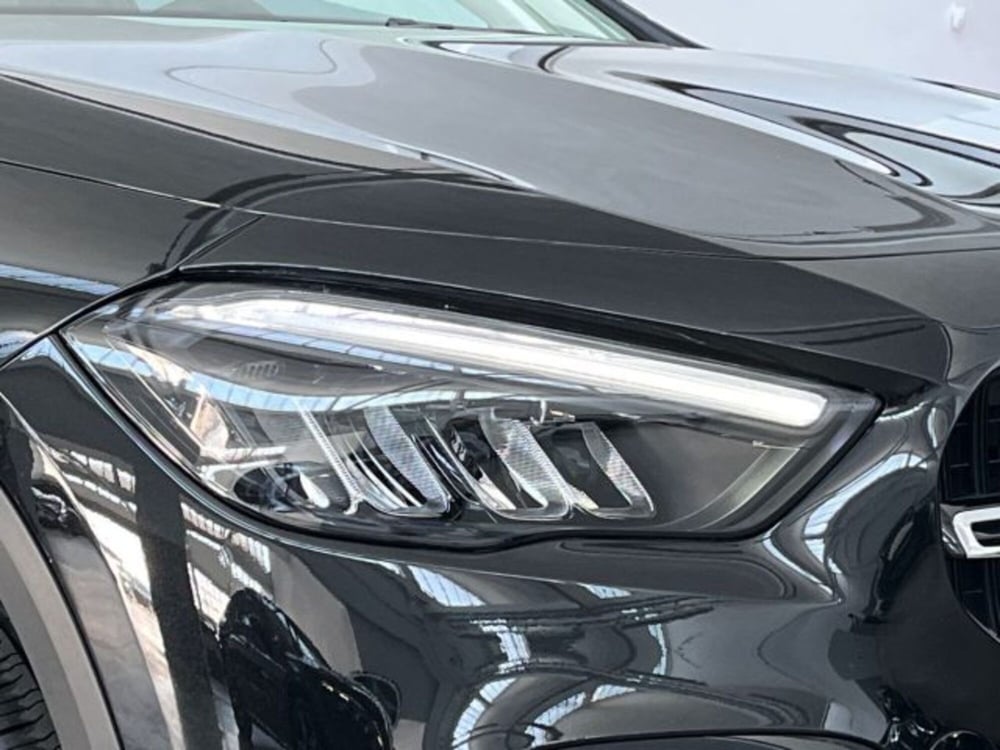 Mercedes-Benz GLA SUV nuova a Verona (18)