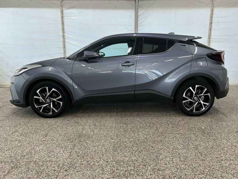 Toyota Toyota C-HR usata a Monza e Brianza (4)