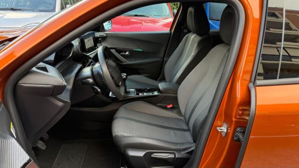 Peugeot 2008 usata a Roma (14)