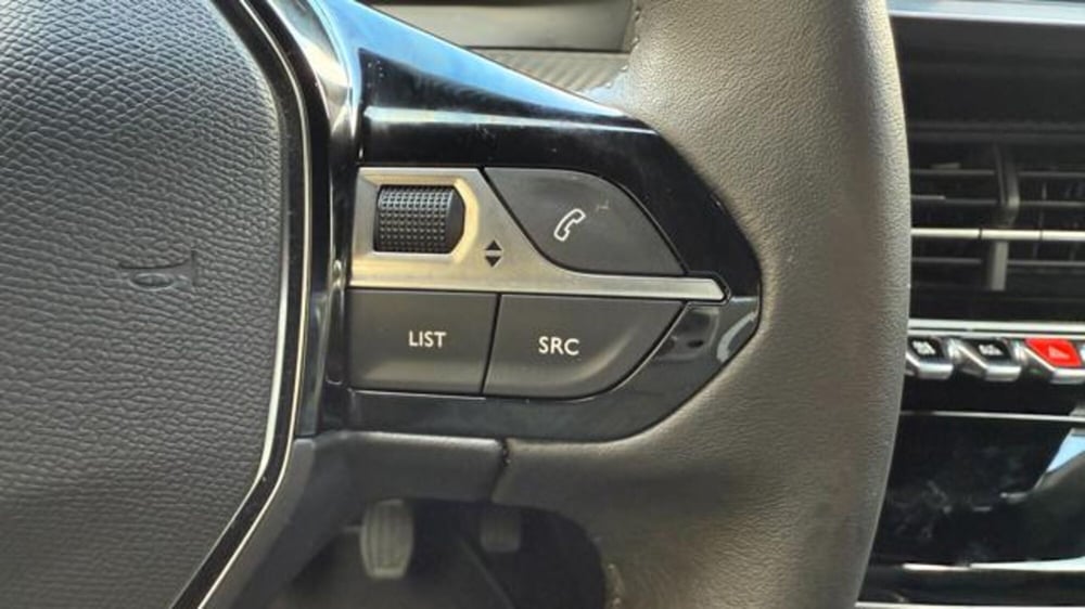 Peugeot 2008 usata a Roma (9)