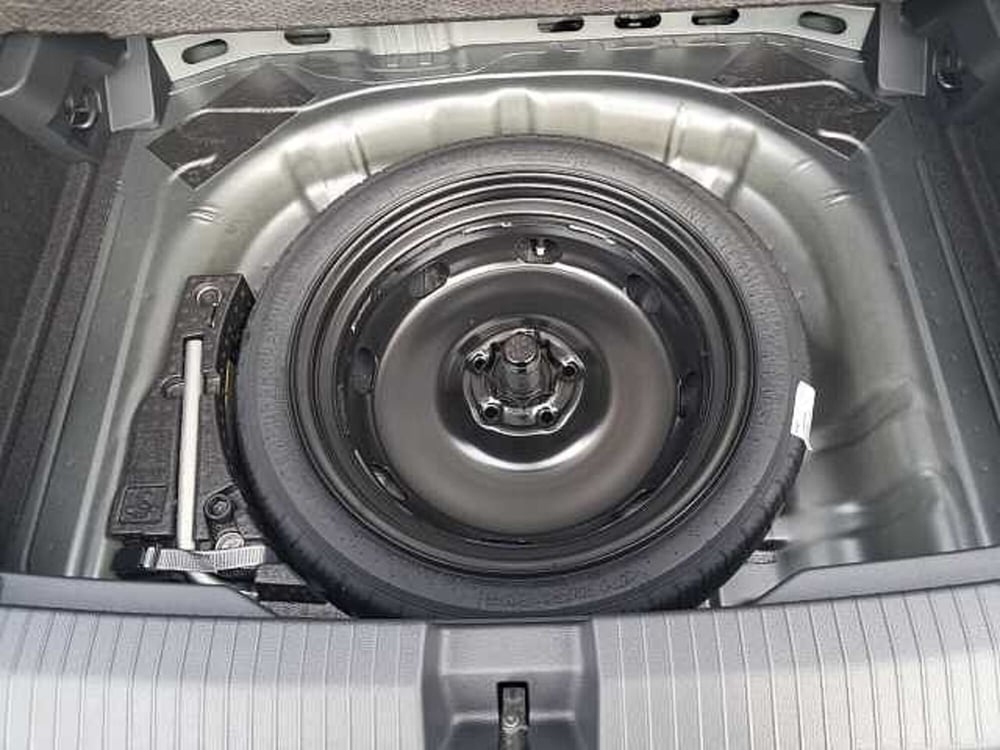 Volkswagen T-Roc nuova a Ravenna (13)