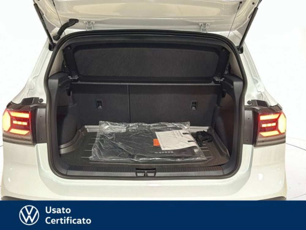 Volkswagen T-Cross nuova a Vicenza (18)