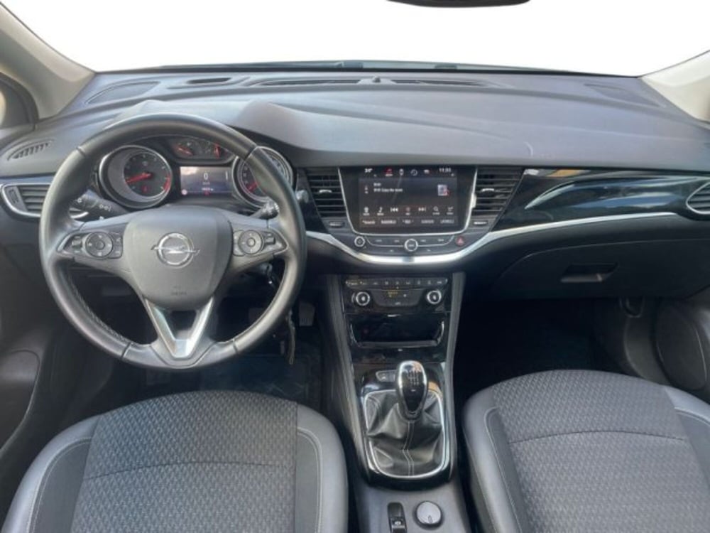 Opel Astra usata a Ancona (11)