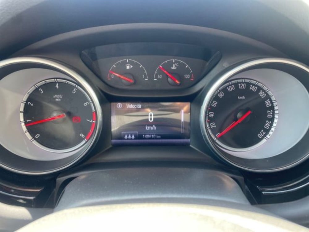 Opel Astra usata a Ancona (12)