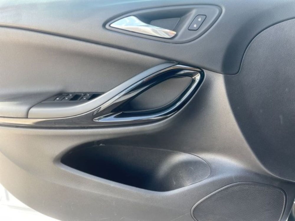 Opel Astra usata a Ancona (13)