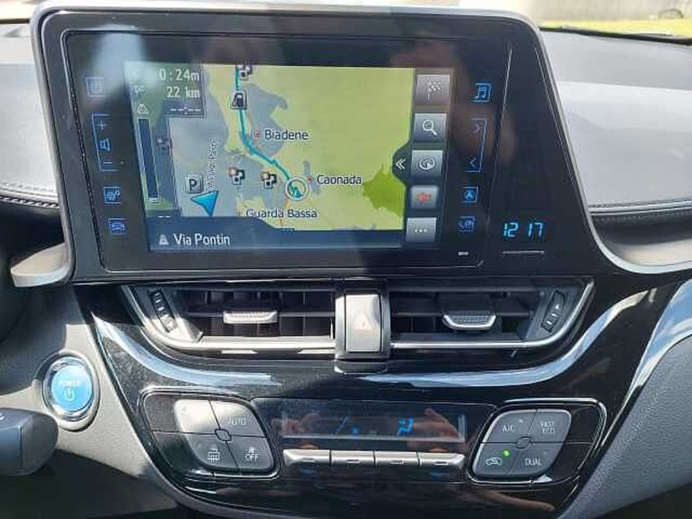 Toyota Toyota C-HR usata a Treviso (12)