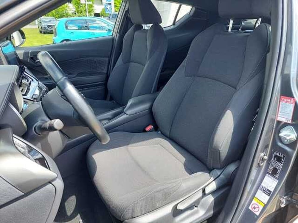 Toyota Toyota C-HR usata a Treviso (8)