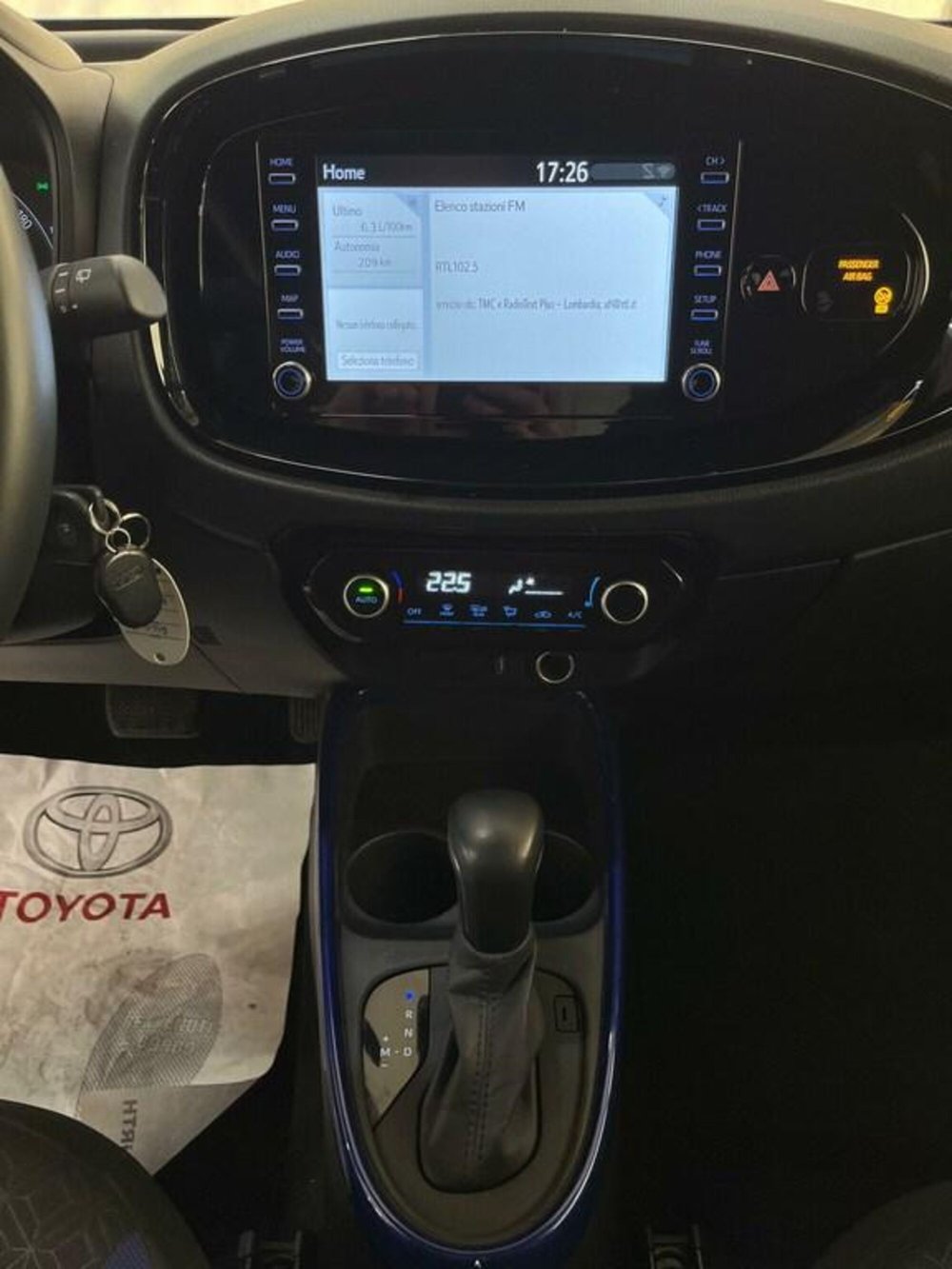 Toyota Aygo X usata a Monza e Brianza (12)