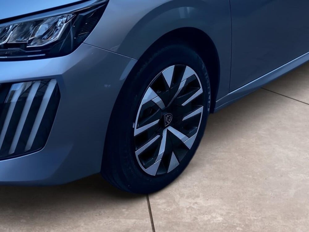 Peugeot 208 nuova a Torino (15)