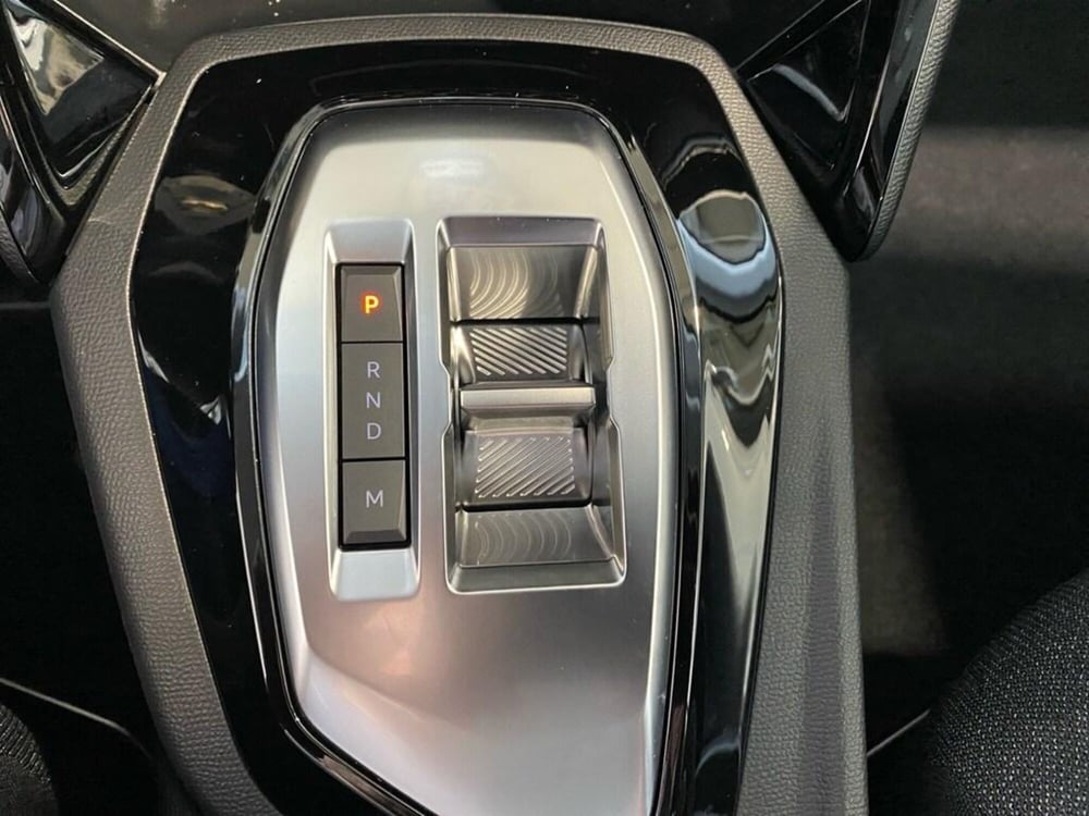 Peugeot 208 nuova a Torino (12)