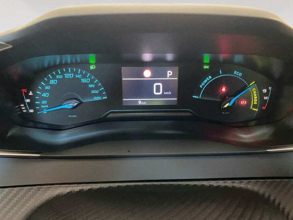 Peugeot 208 nuova a Torino (6)