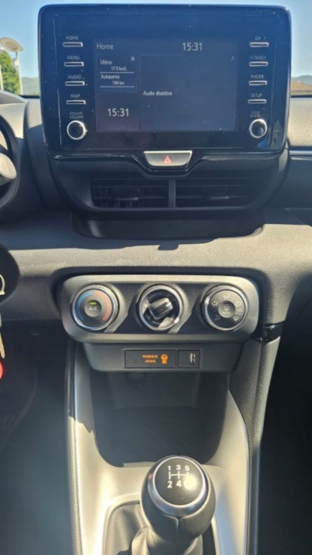 Toyota Yaris usata a Lucca (12)