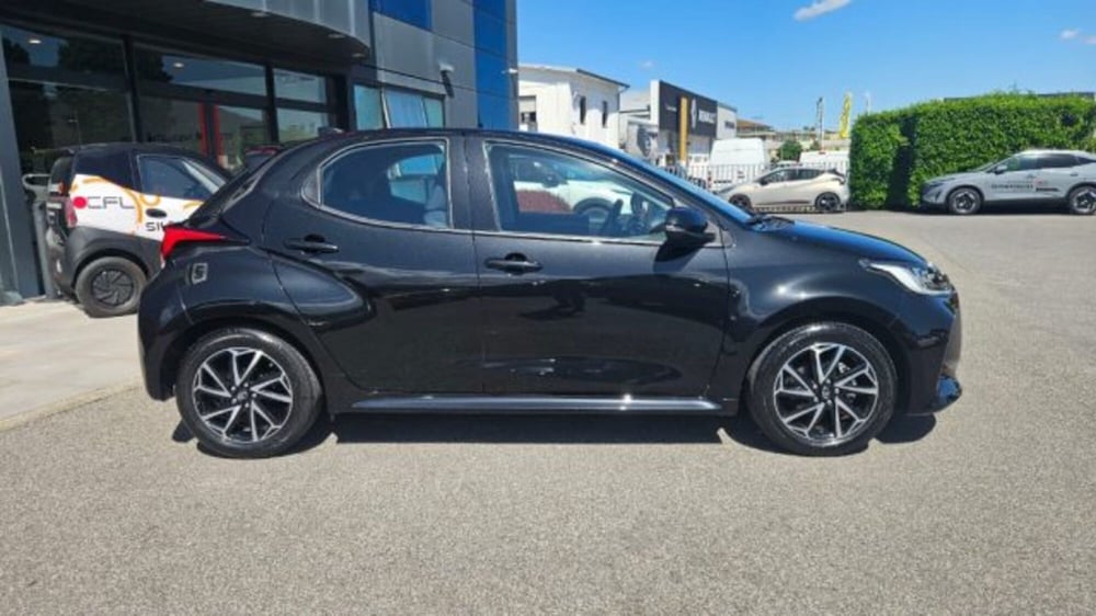 Toyota Yaris usata a Lucca (3)