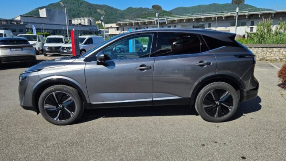 Nissan Qashqai nuova a Lucca (7)