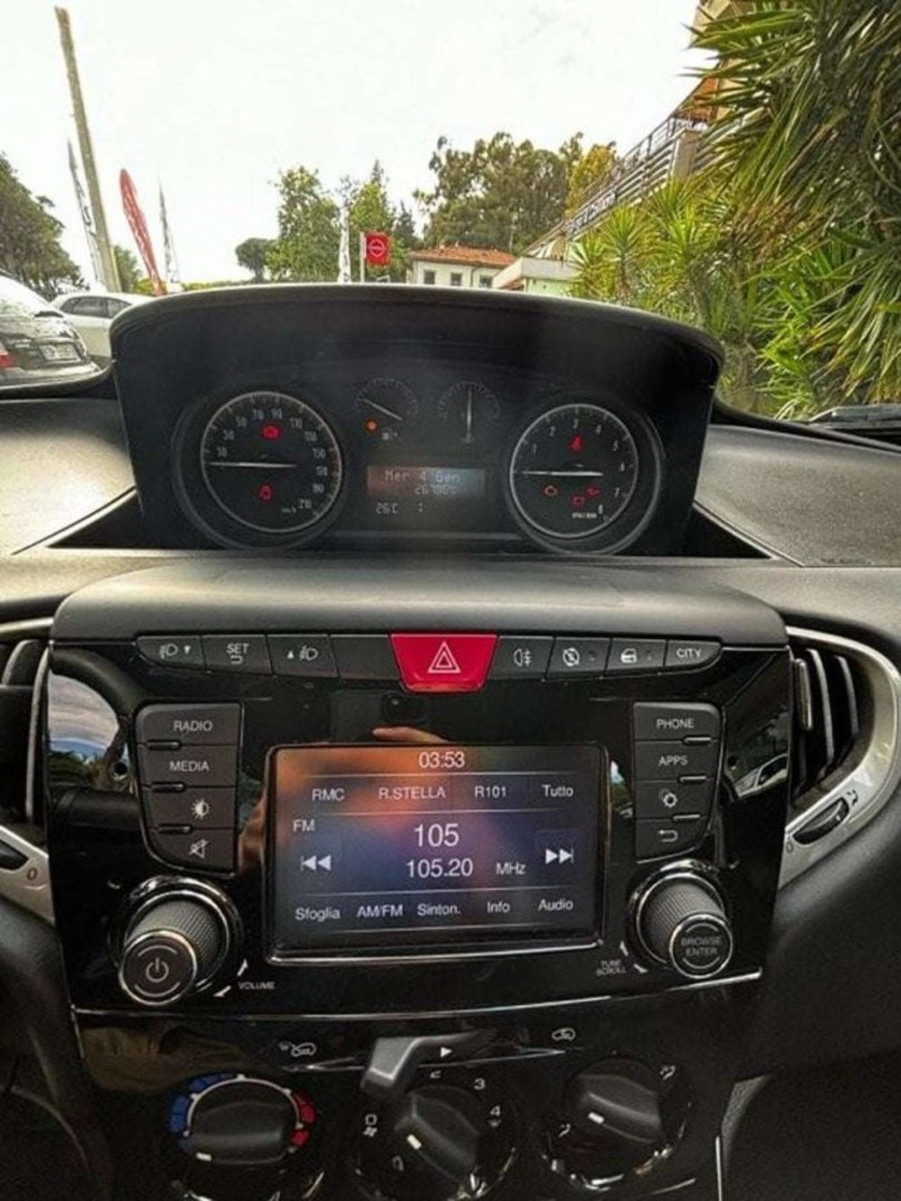 Lancia Ypsilon usata a Firenze (10)