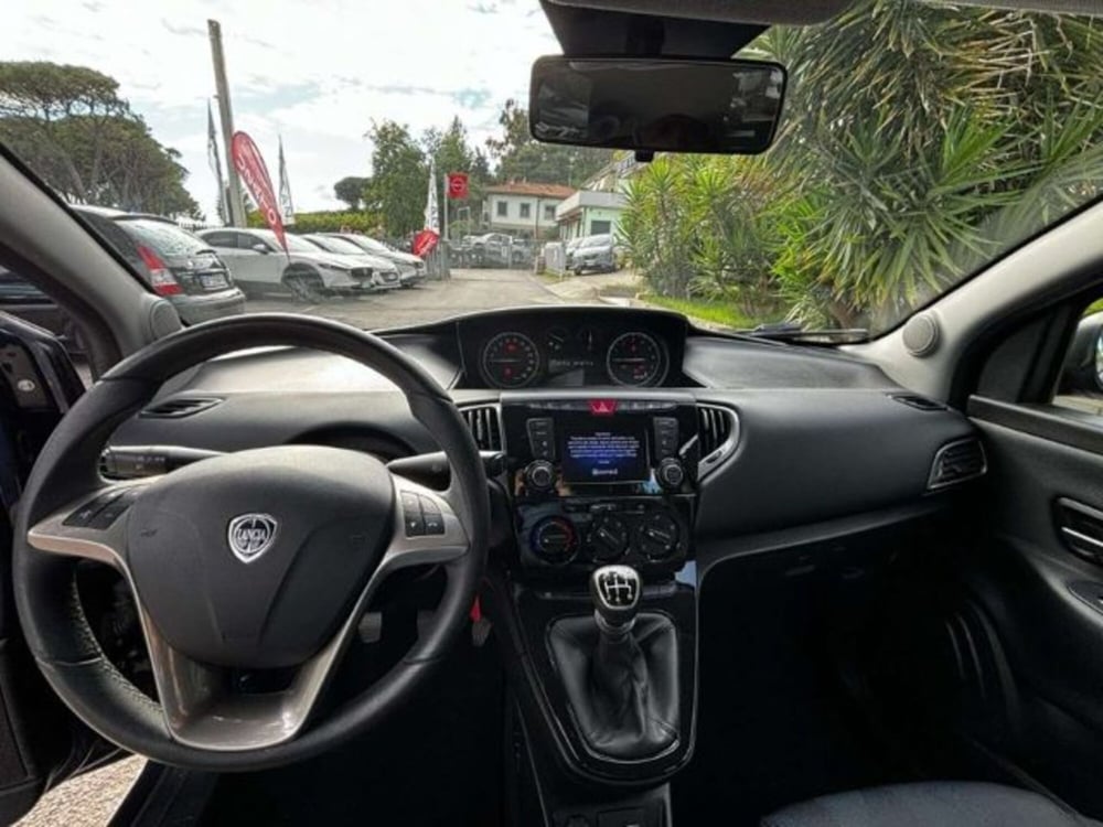 Lancia Ypsilon usata a Firenze (13)