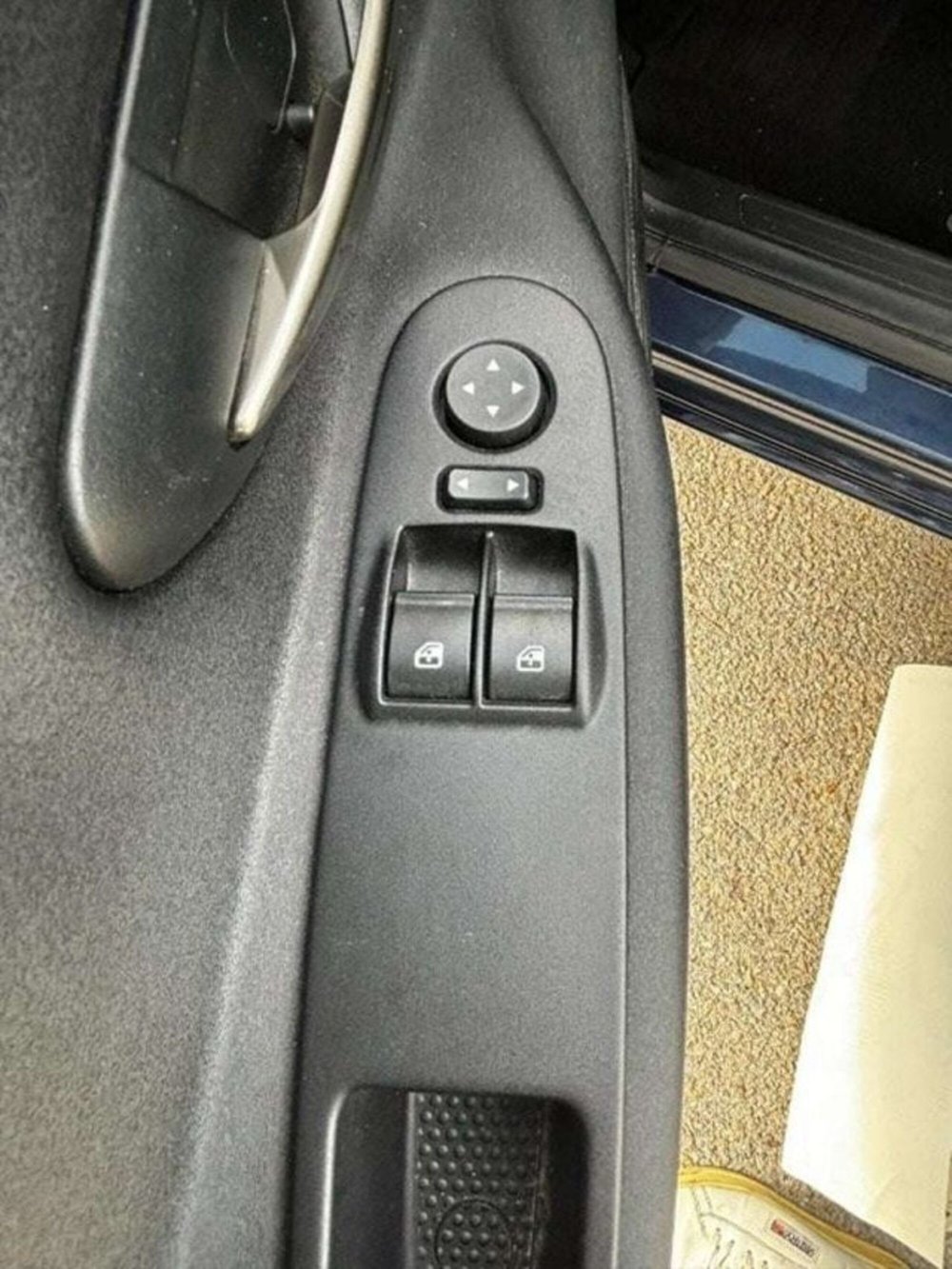 Lancia Ypsilon usata a Firenze (18)