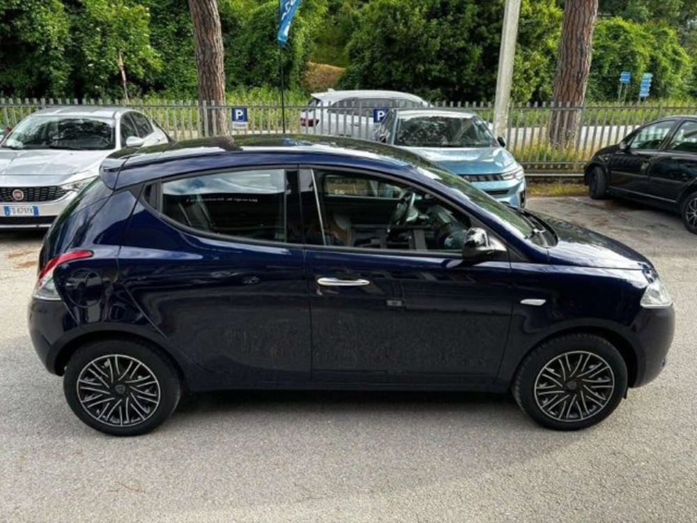 Lancia Ypsilon usata a Firenze (8)